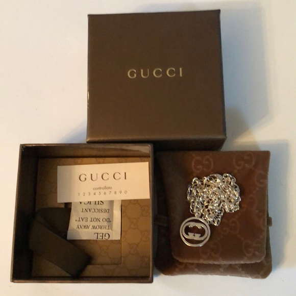Gucci Interlocking G sterling silver necklace - Picture 9 of 13